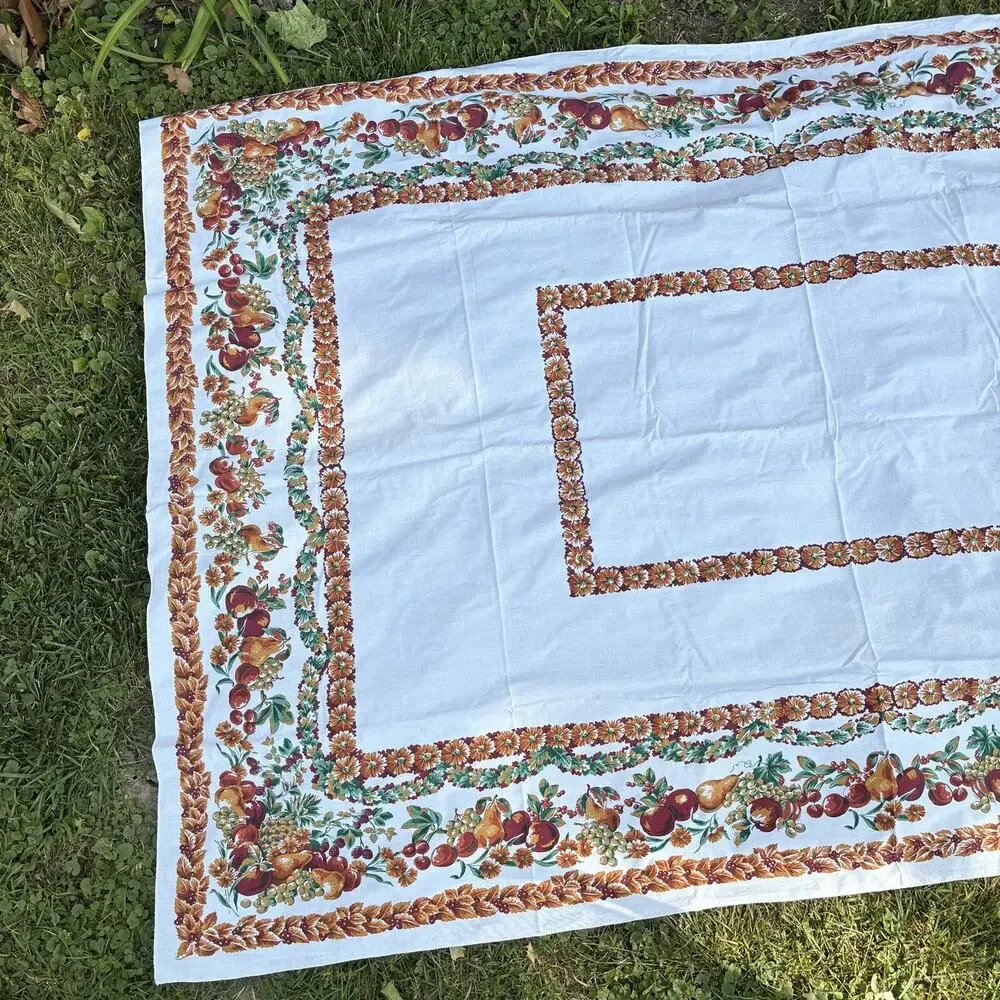 Unbranded 1950s tablecloth